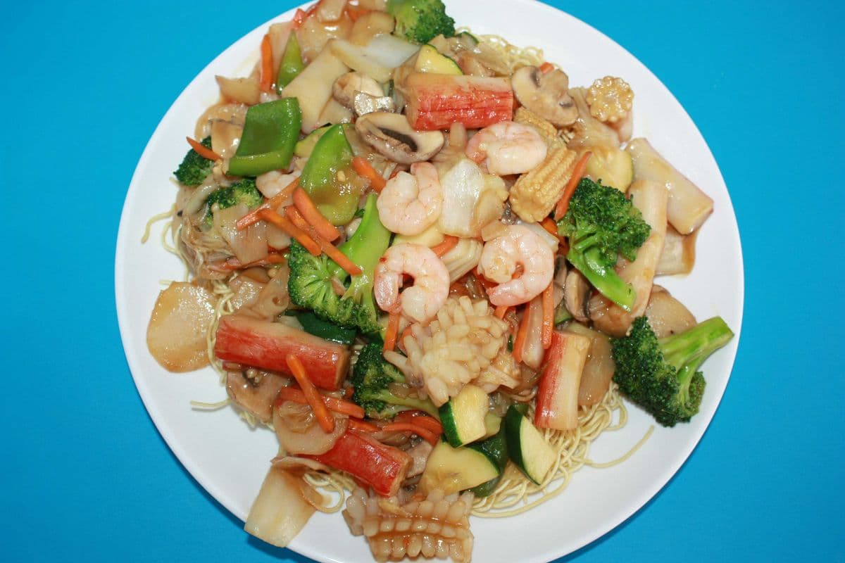 Seafood Cantonese Chow Mein