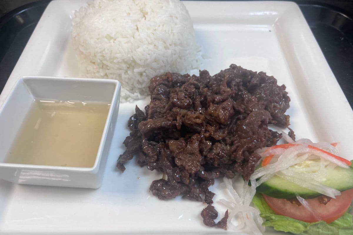 G3. Grilled - Beef on Steam Rice