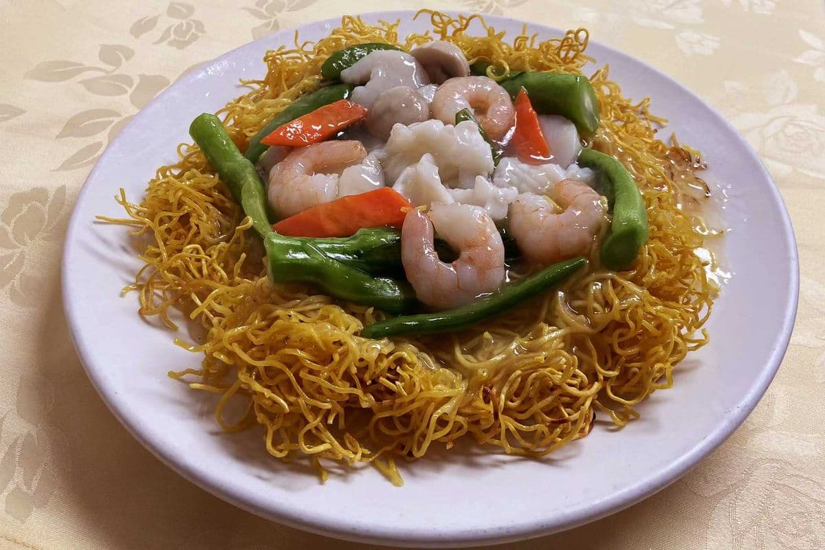 109. Seafood Fried Noodles