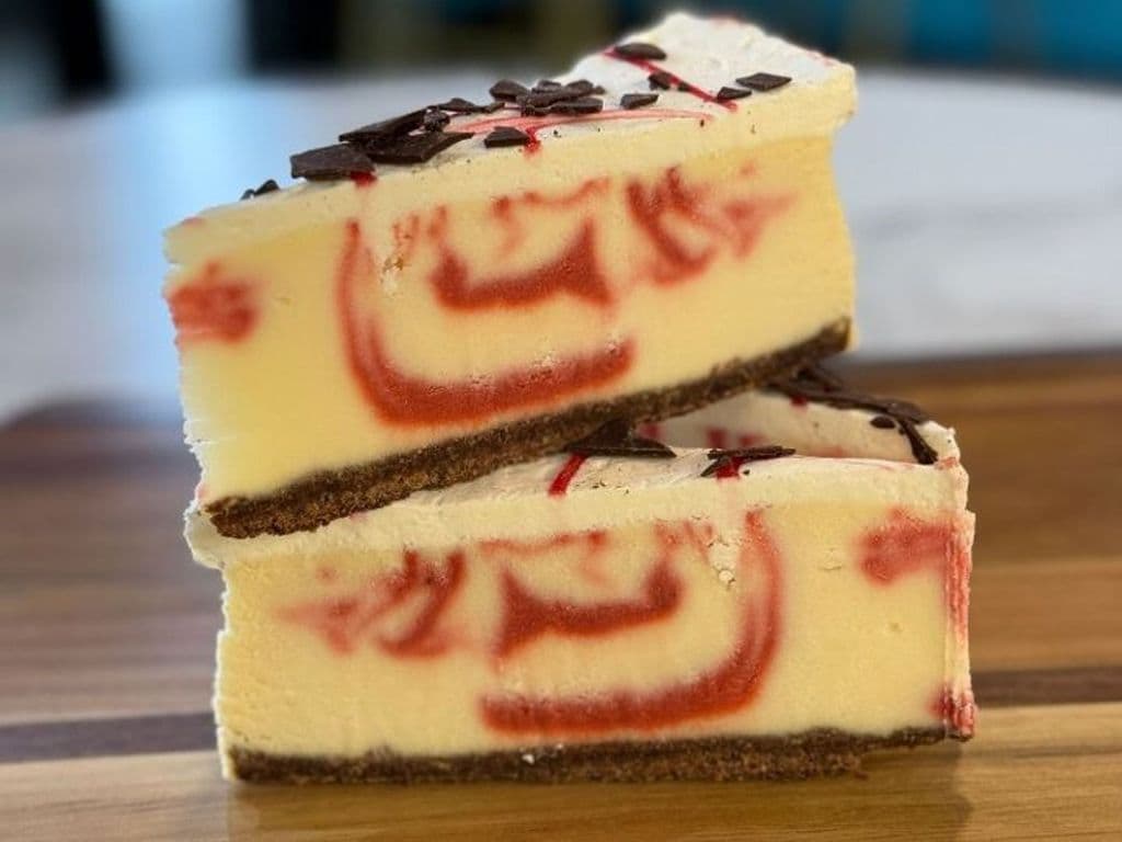 Strawberry Champagne Cheesecake (GF)