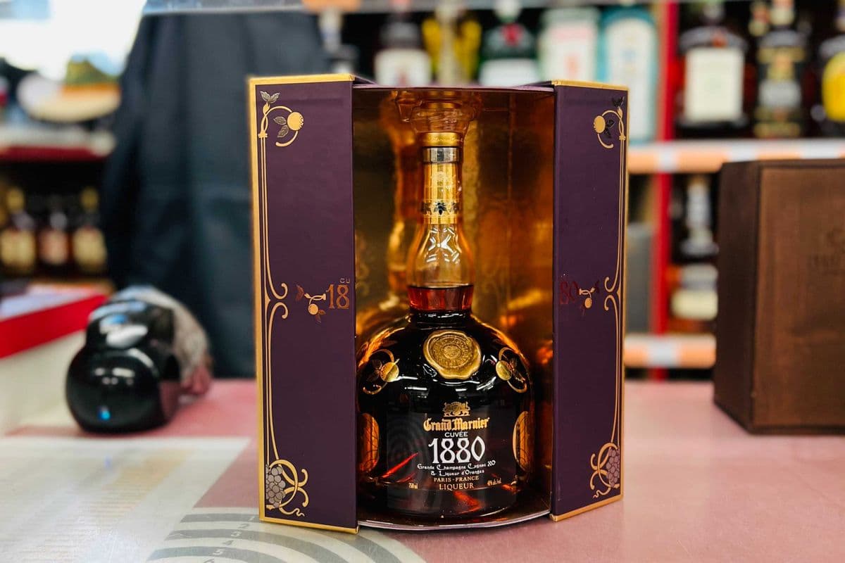 GRAND MARNIER CUVEE 1880 (1 x 750ML)