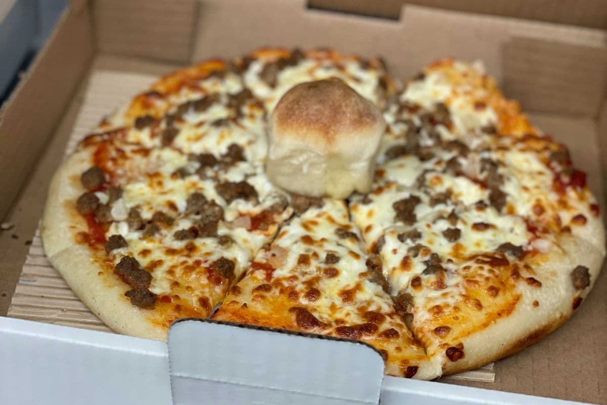 13. 14" Beef and Onion Pizza