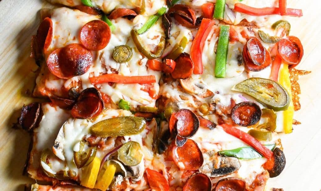 10" x 14" Super Duper Deluxe Pizza