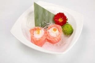94. Rose Salmon Sushi (2 pcs)
