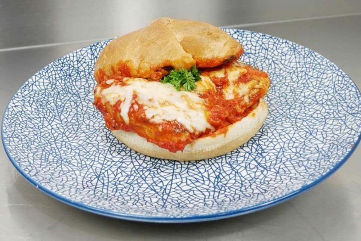 GRILLED CHICKEN PARM.