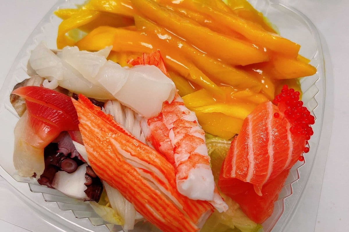 Seafood Mango Salad