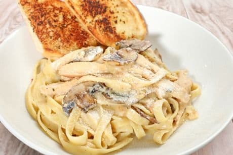 Fettuccini Alfredo