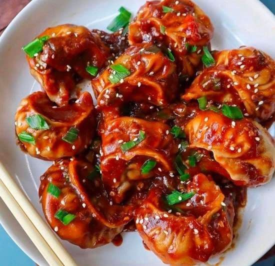 Szechuan MoMo - OO