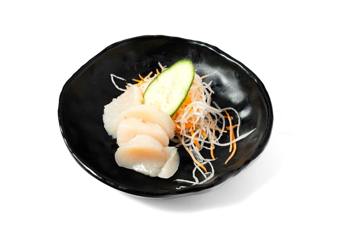 Scallop Sashimi (4 pcs)