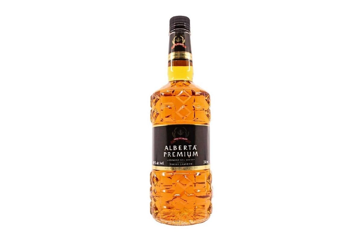 Alberta Premium (750 ml Bottle) (1 x 750 ml)