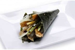 39A. Salmon Skin Hand Roll (1 pc)