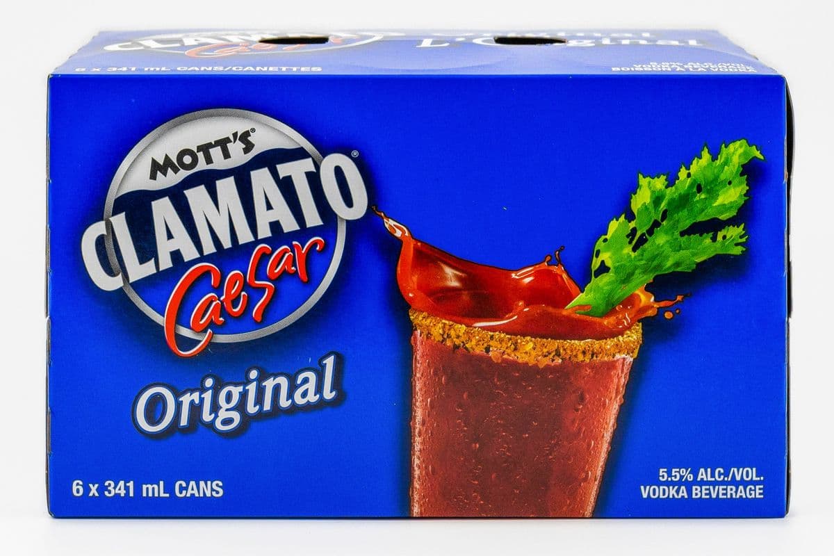 Mott's Clamato Caesar Original 4PACK (4 x 355 ml Bottles)