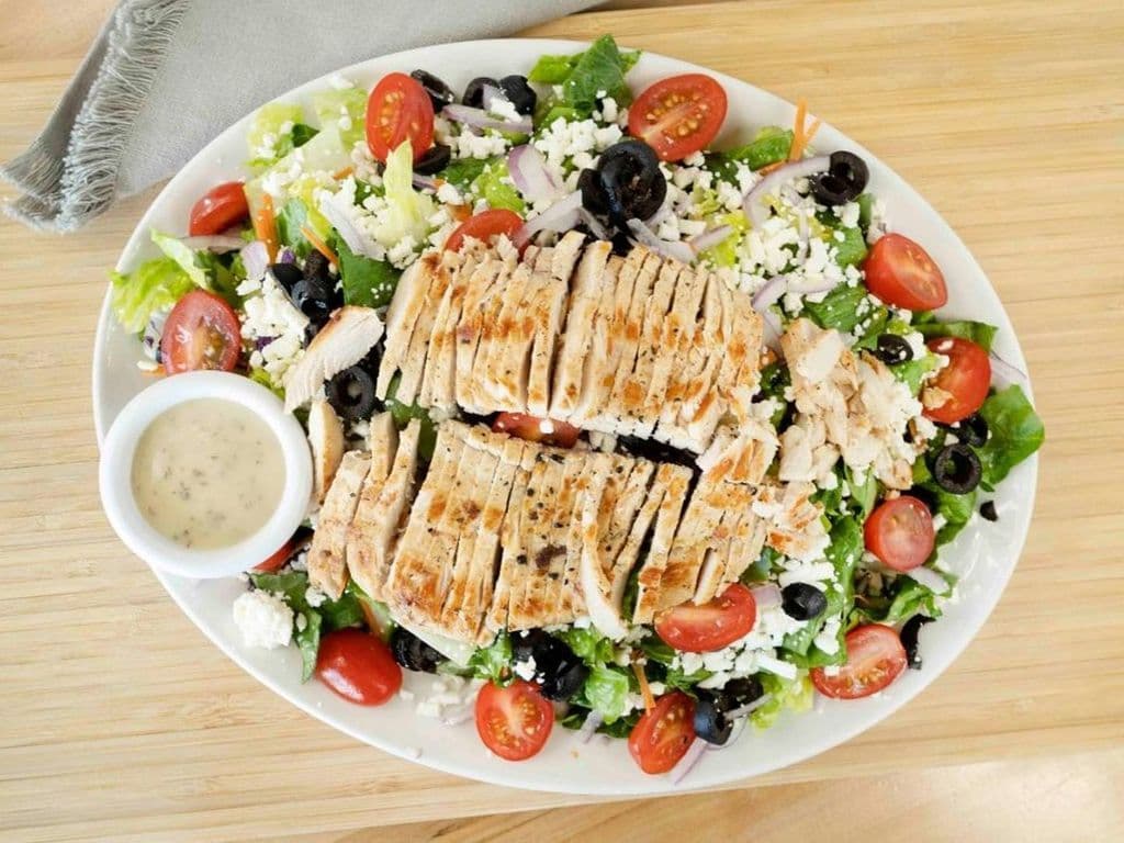 Greek Salad with Grilled Chicken