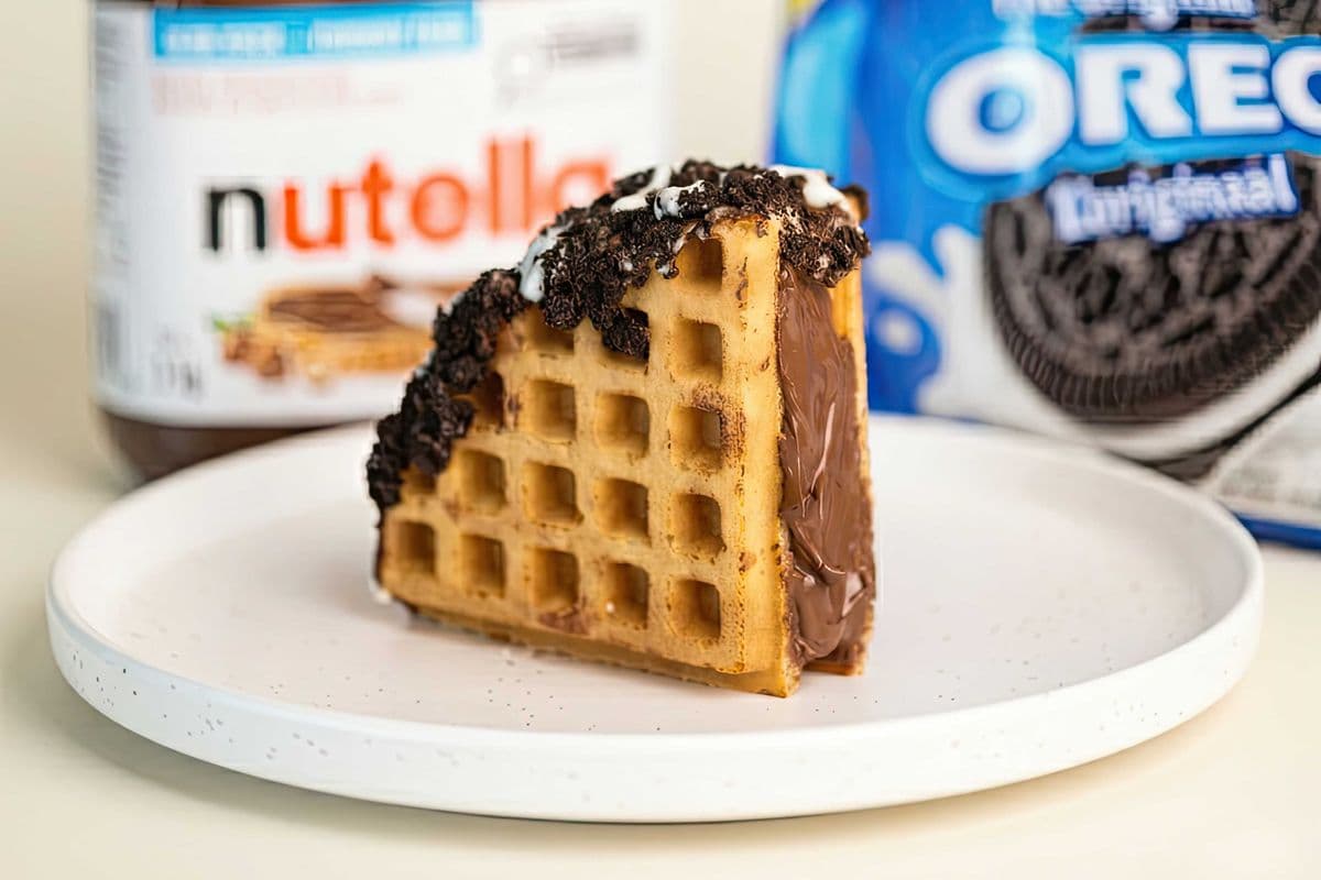 Nutella Oreo Pocket Waffle